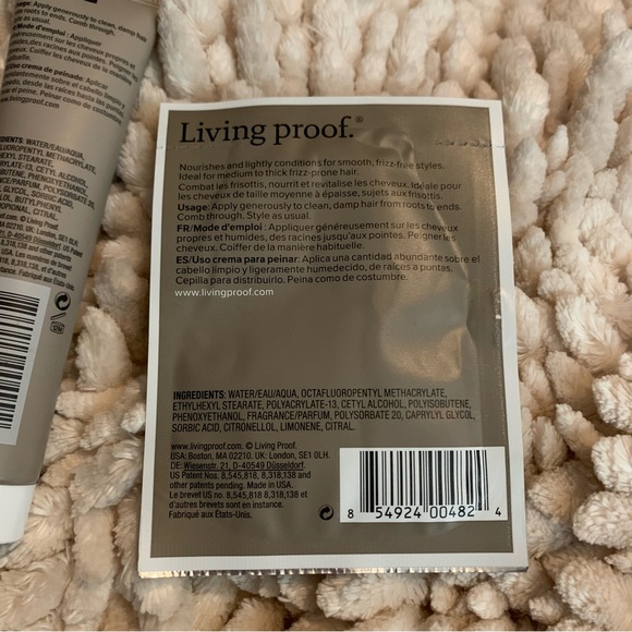 Living Proof No Frizz Nourishing Styling Cream Travel 3 pc set - Picture 8 of 8